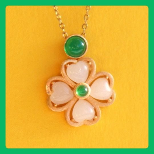 Le Trèfle à 4 feuilles, un porte-bonheur