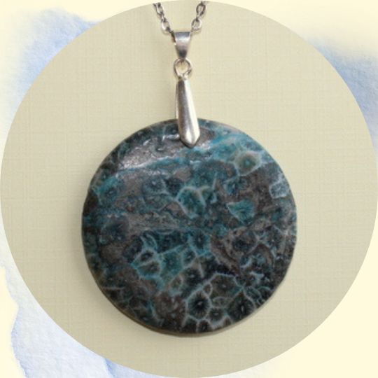 Pendentifs en Corail de fossiles d'Agate bleu
